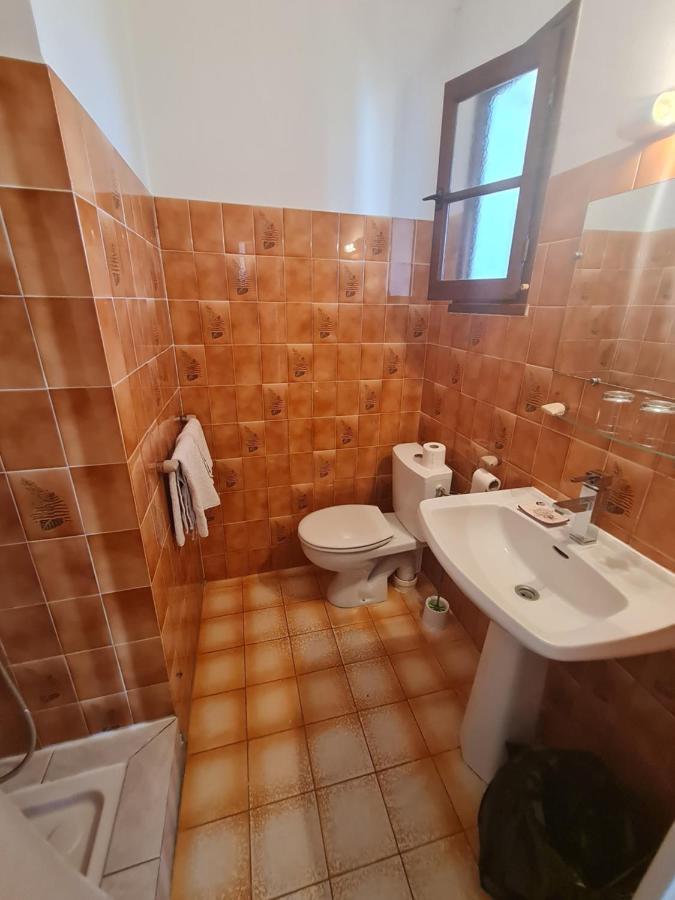 Bed and Breakfast Les Saladelles Сент-Мари-де-ла-Мер Экстерьер фото